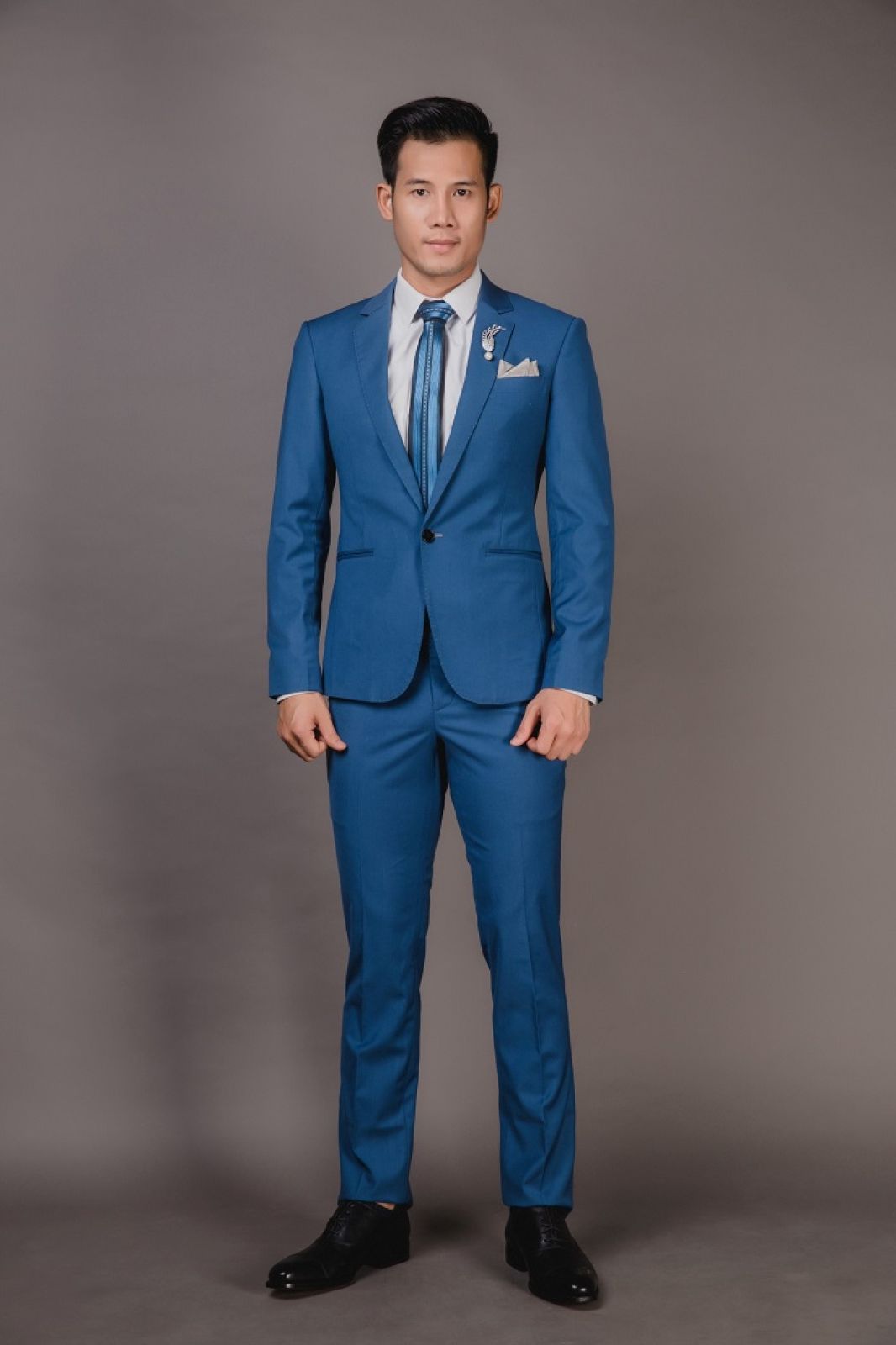 500532b 500532a Cobalt Suit 